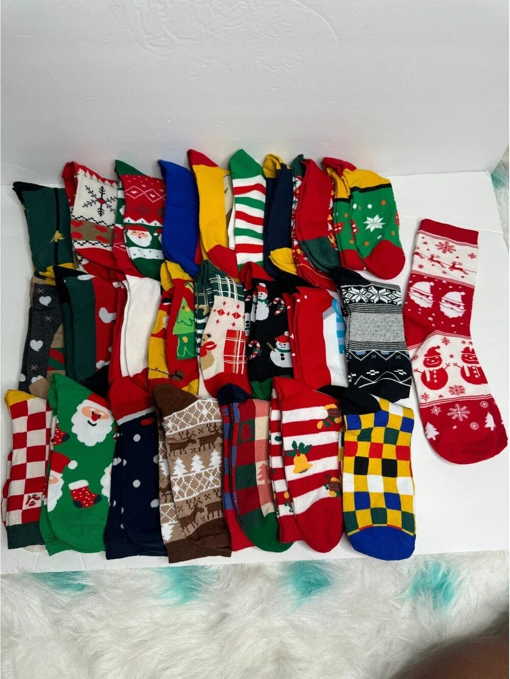 24 Days SOCKS Pocket CHRISTMAS Advert Calendar, Xmas Socks